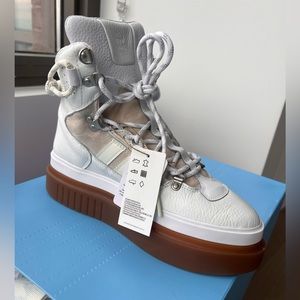 Ivy Park Sleek Boots